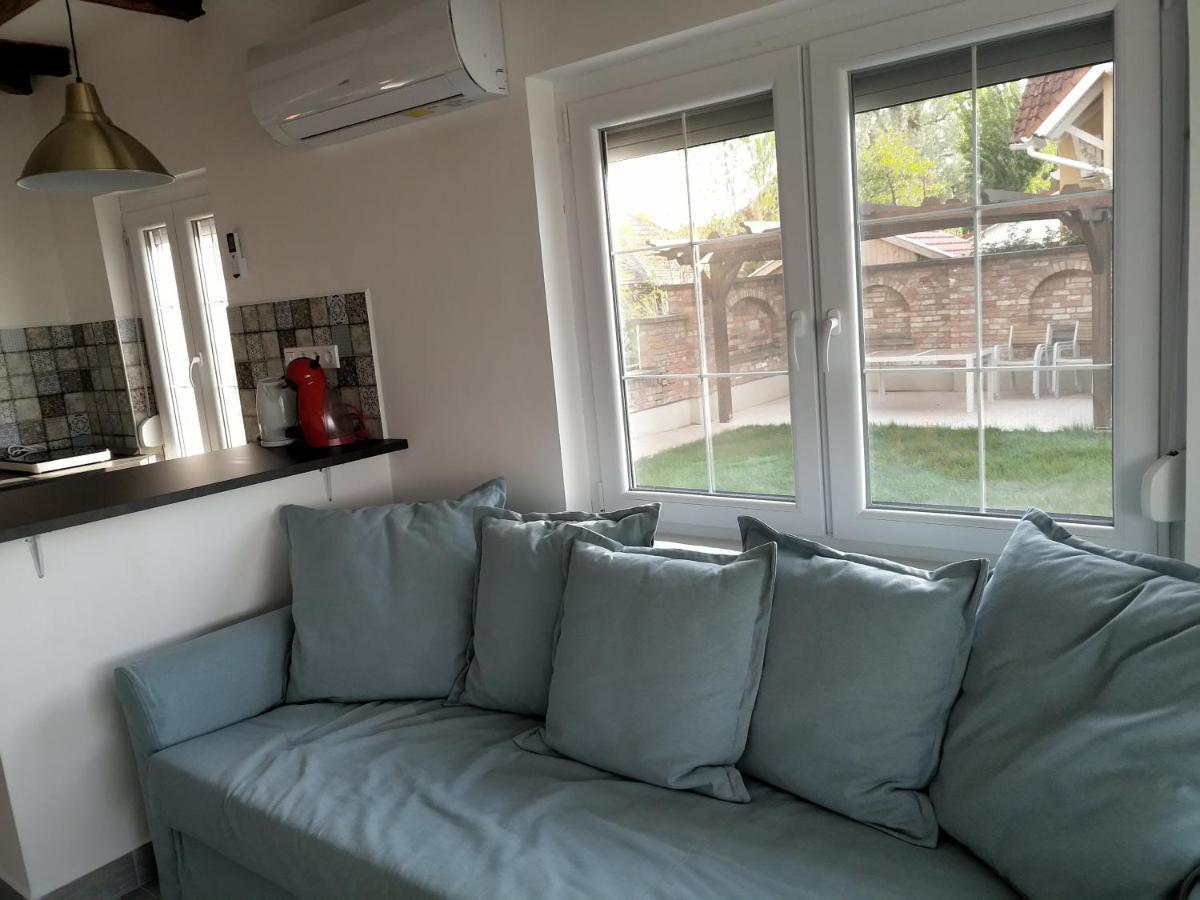 Exclusive Beachfront Villa Фоньод Екстер'єр фото
