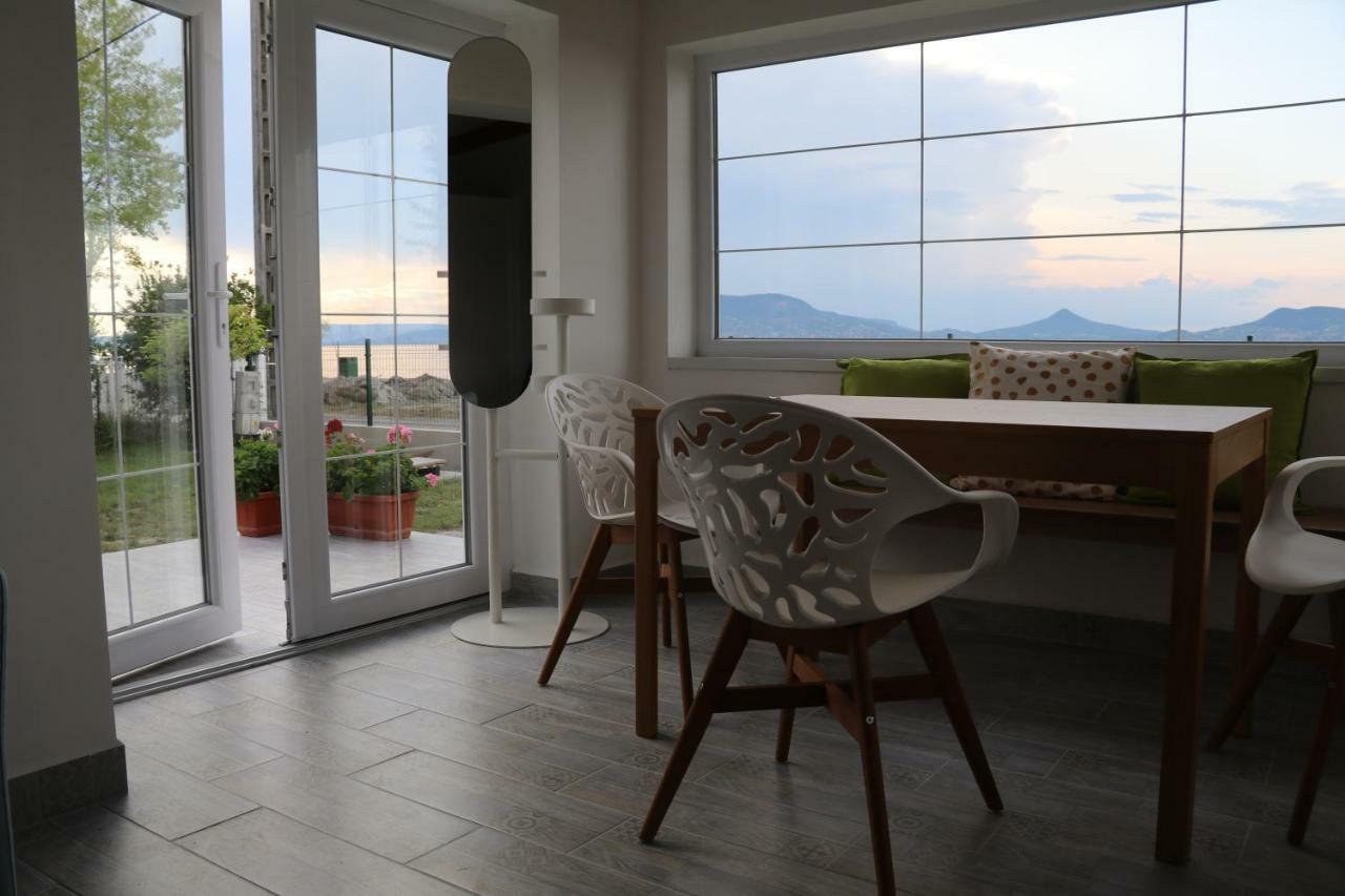 Exclusive Beachfront Villa Фоньод Екстер'єр фото